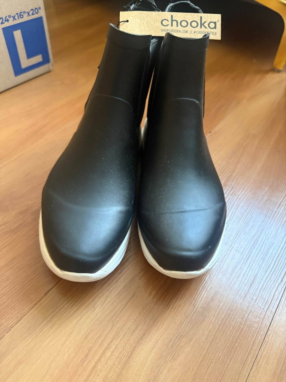 chooka Black Chelsea Rain Boots with White Sole